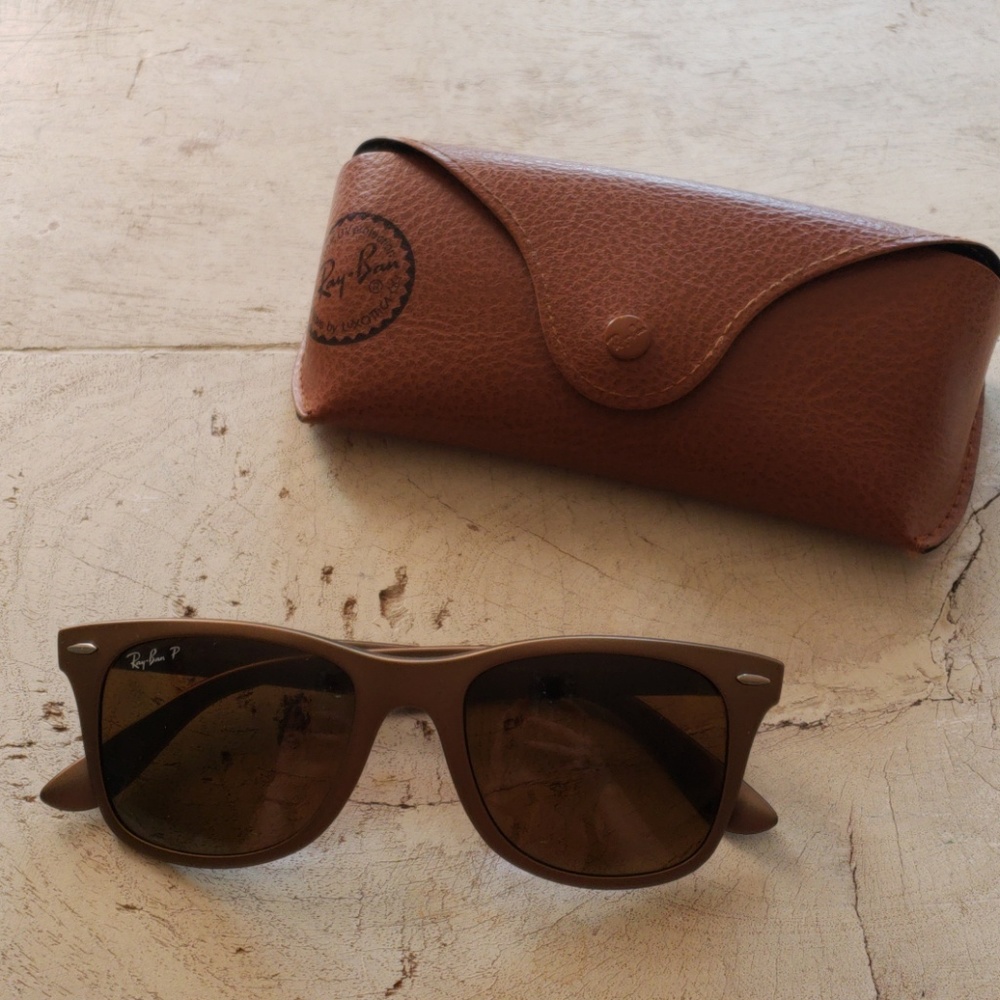 Ray Ban Wayfarer Litforce polarized